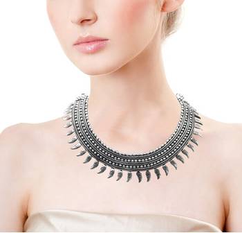 Silver zircon   necklaces 4