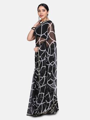Black Printed Chiffon Saree With Blouse 4