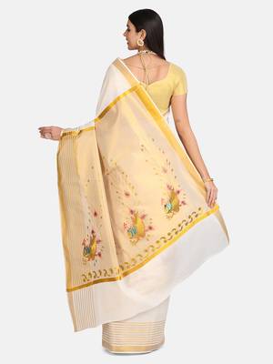 Cream Embroidered Cotton Saree With Blouse 4