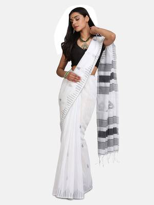 White Triangle Design Hand Weaven Cotton Silk Handloom Saree With Blouse 3