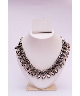 Kolhapuri choker 1
