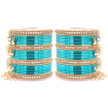 Green bangles-and-bracelets 1