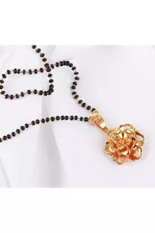 Gold mangalsutra