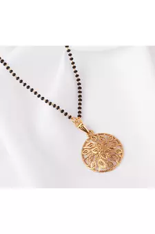 Gold mangalsutra