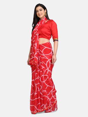 Red Printed Chiffon Saree With Blouse 3