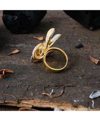 three tone stylish flower pattern classy ring 3