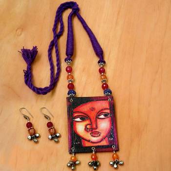 Purple agate necklaces 1