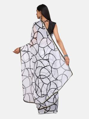 White Printed Chiffon Saree With Blouse 5