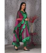 Green  art silk kurta set paired with scalloup duppatta