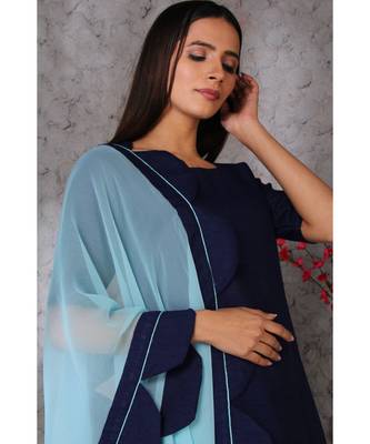 Blue art silk kurta set paired with scalloup duppatta 5