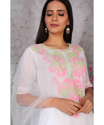 Chikankari white Kota kurta garara set with duppatta emblished with laces 4