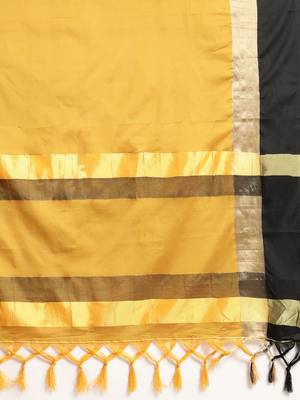 Mustard woven silk cotton saree with blouse 5