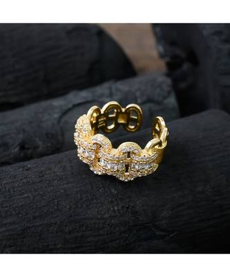 golden elegant smart look diamond ring 2