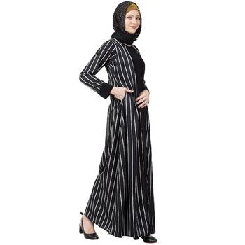 Being Traditional Abaya – Double Layered, Striped Pattern Full Sleeve, Crepe Black 2