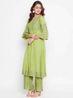 Women Block Printed Gethered Kurta Pallazo Set 3