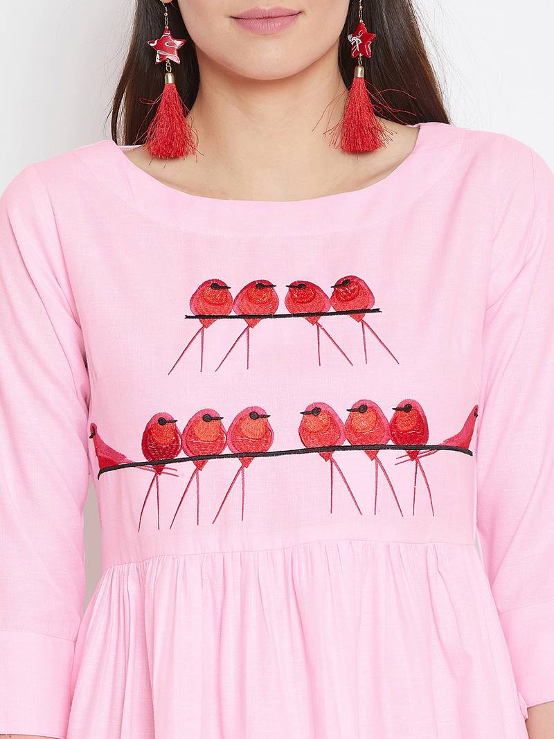 Women Embroidered Kurta Pant Set