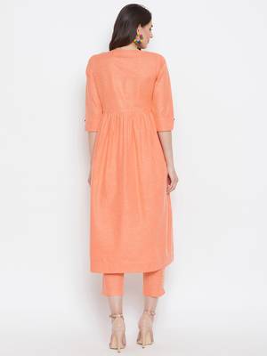 Women Embroidered Kurta Pant Set 3