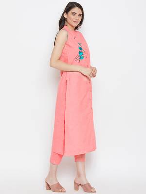 Women Embroidered Kurta Pant Set 2