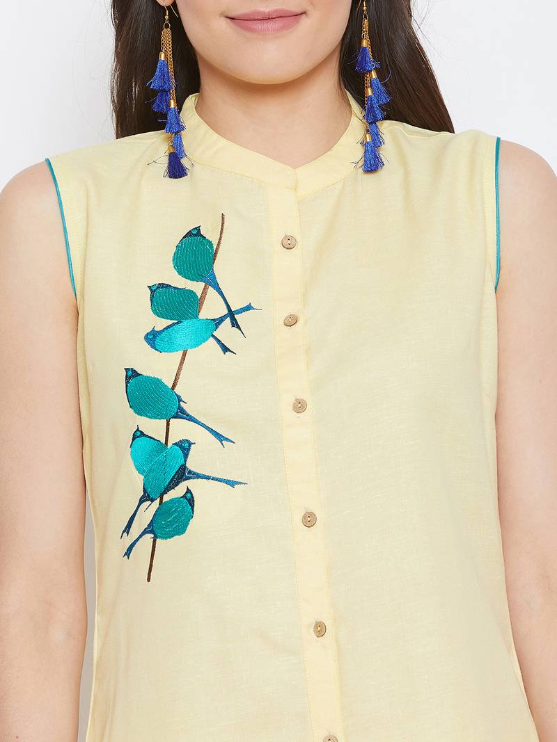 Women Embroidered Kurta Pant Set