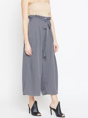 Women Grey Pleated Trouser 4