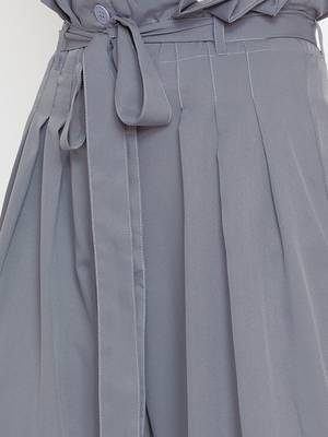 Women Grey Pleated Trouser 5