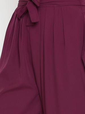 Women Burgundy Pleated Crop Trouser 5