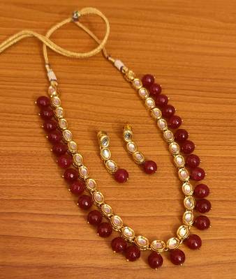 Red necklace-sets 1