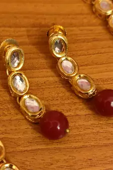Red necklace-sets