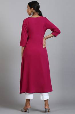 Magenta printed crepe ethnic-kurtis 4