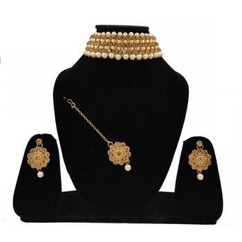 Gold crystal chokers 3