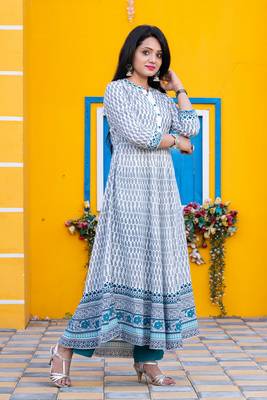Cream printed rayon kurtas-and-kurtis 5