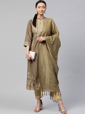 Juniper Brown Rayon Printed Straight Kurta Dupatta Set with Rubber-band 3