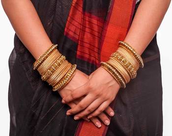 Gold bangles-and-bracelets 3