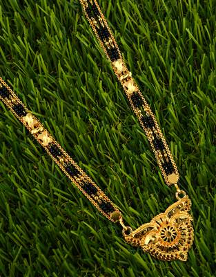 Gold mangalsutra 3