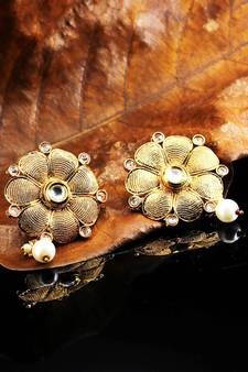 antique gold AlloyEarrings