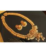 Beautiful Matte Finish Ruby Emerald Pearl Coin Short Haar Set Dj21967