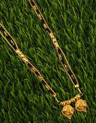 Gold mangalsutra 4