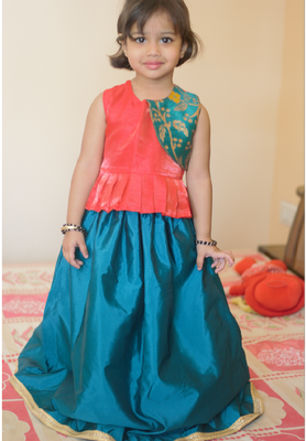 Ruviero brocade patch green tafetta lehenga choli set 1