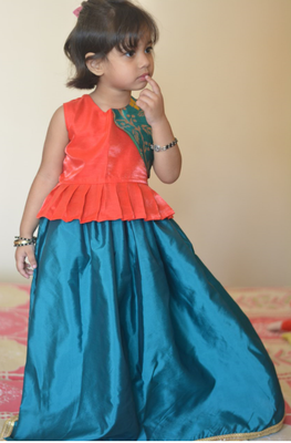 Ruviero brocade patch green tafetta lehenga choli set 2