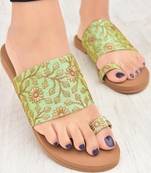 Can't go wrong flats