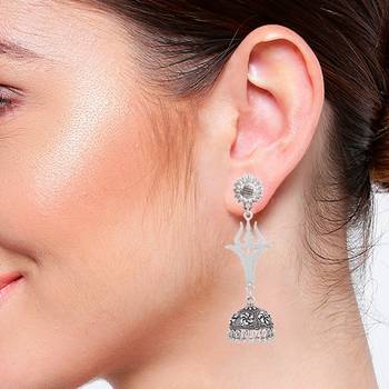 Silver zircon   earrings 3