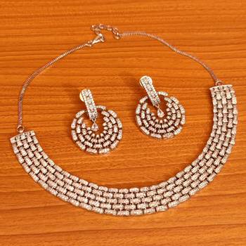 White necklace-sets 1