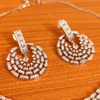 White necklace-sets 2