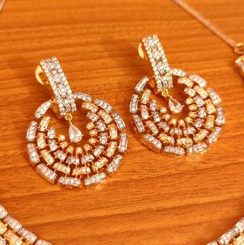 White necklace-sets 2