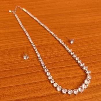 White necklace-sets 1