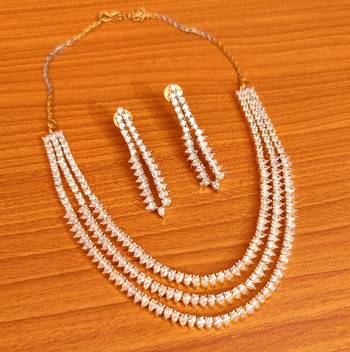 White necklace-sets 1