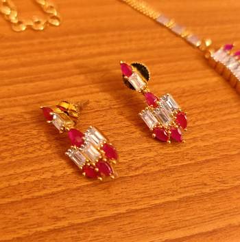 Red necklace-sets 2