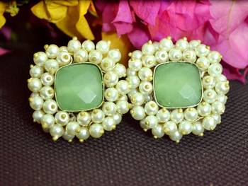 Green Bunched Pearls onyx Stone Wedding studs 1
