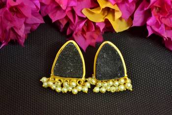 Black agate druzzy stone danglers-drops studs earrings 1