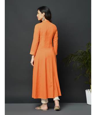 Orange flex assymetric hem kurta with printed yoke 6